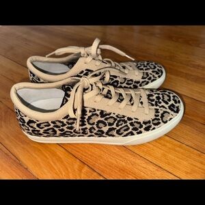 Women's Rothy’s Sneakers